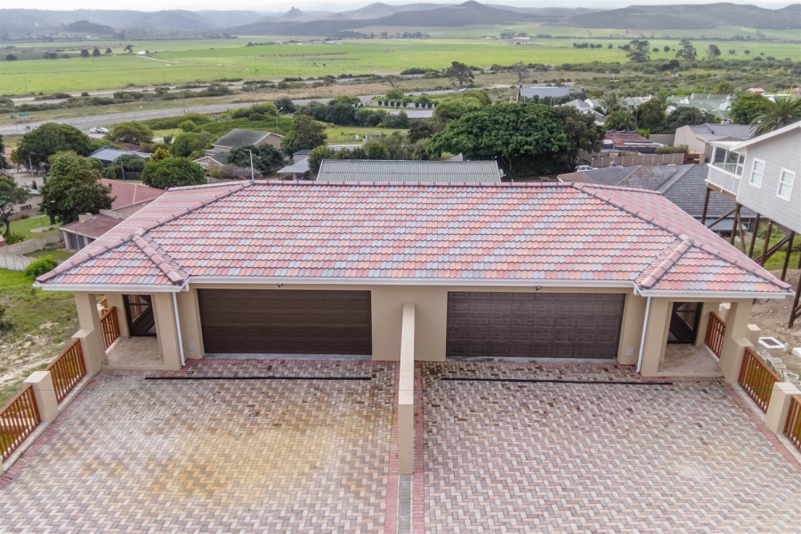 3 Bedroom Property for Sale in Fraaiuitsig Western Cape